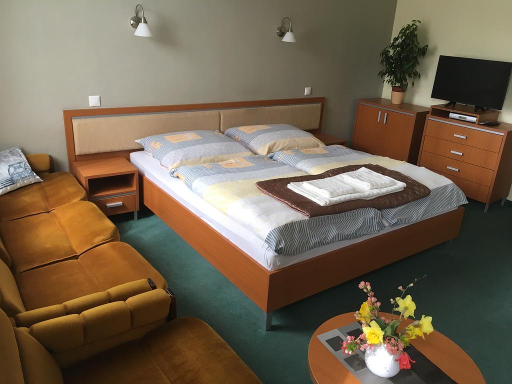 Apartman Darmon Piest'any Extérieur photo